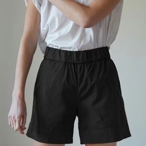 Everlane The Easy Short black size 4